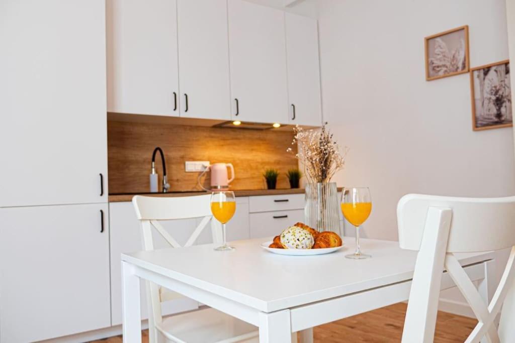 Komfortowy Apartament W Centrum Warsawa Bagian luar foto